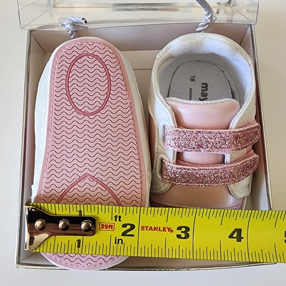 SOLD BNIB Pink Sparkle Sneaker-Style Baby Shoe - Picture 3 of 6